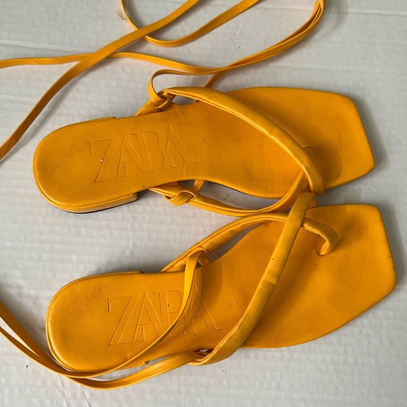 ZARA Leather Sandals - Picture 5 of 8